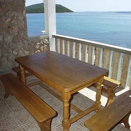 Secluded Fisherman's Cove Soline, Pasman - 499 *